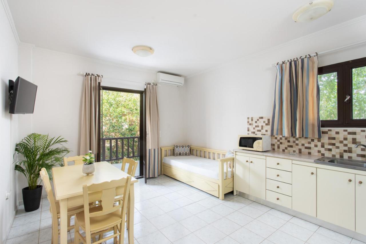 Monemvasia Green Apartments מראה חיצוני תמונה